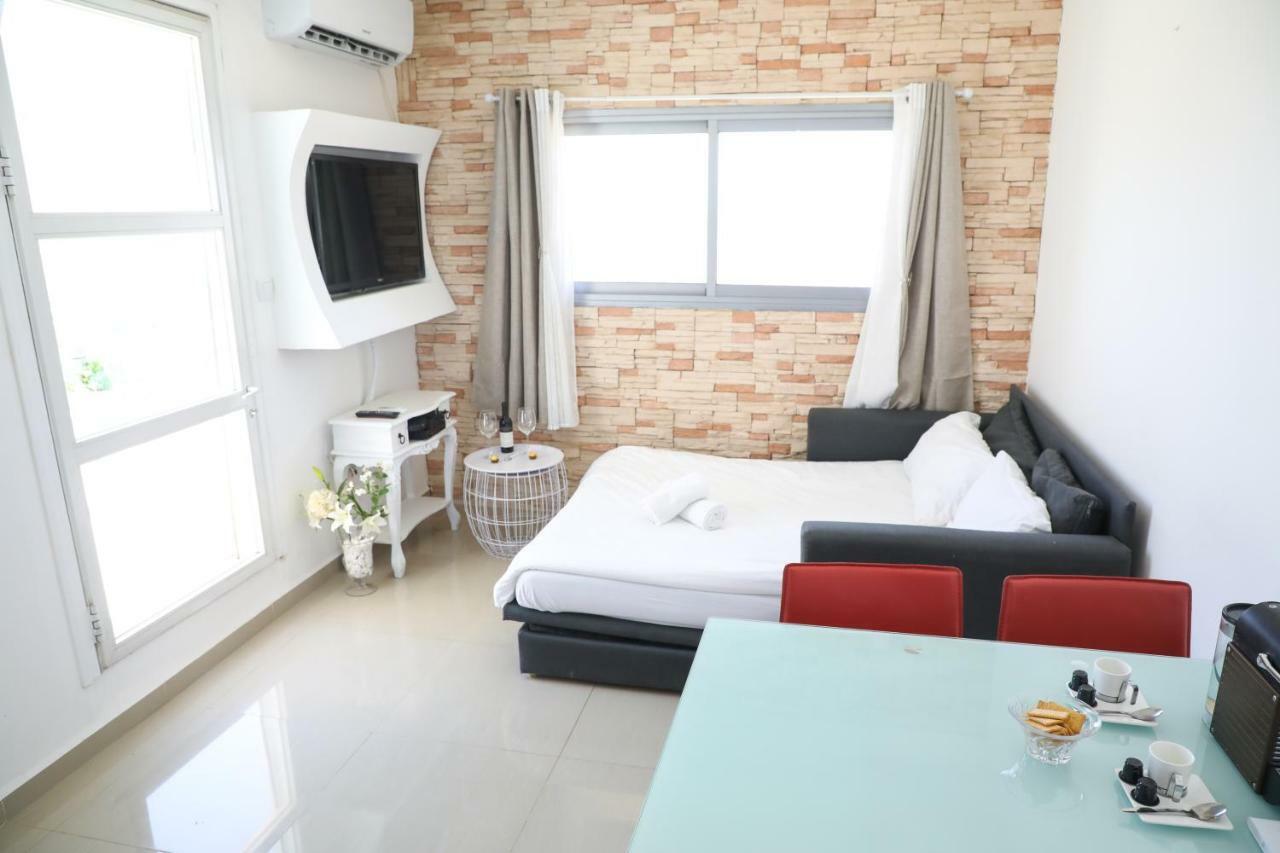 ★ Amazing View ★ Relaxing Balcony ★ Quiet ★ Apartment Eilat Exterior photo